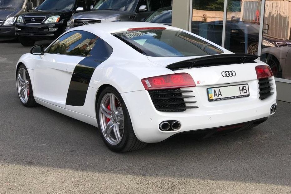 Продам Audi R8 4.2 quattro 2008 года в Киеве