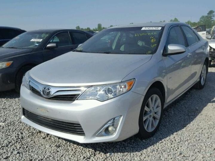 Продам Toyota Camry Base 2012 года в Киеве