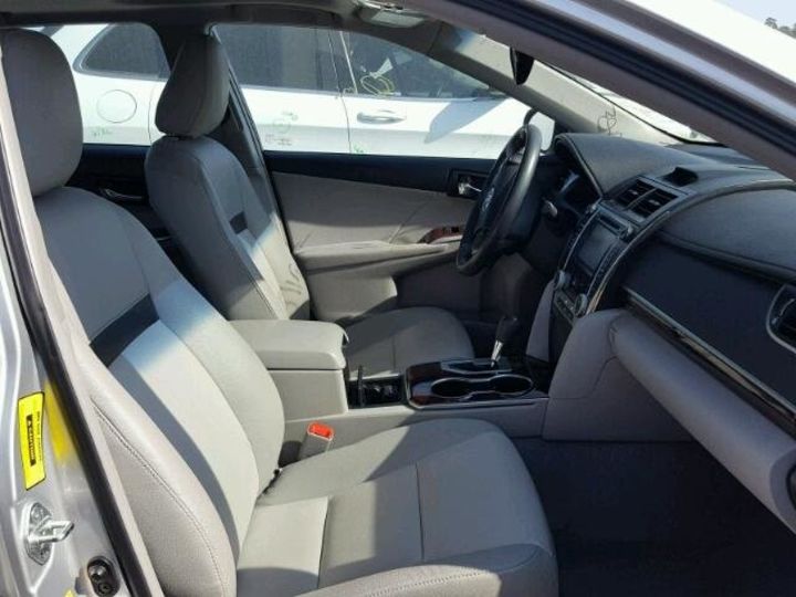 Продам Toyota Camry Base 2012 года в Киеве