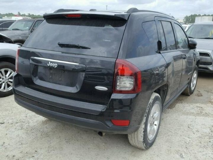 Продам Jeep Compass Latitude 2014 года в Киеве