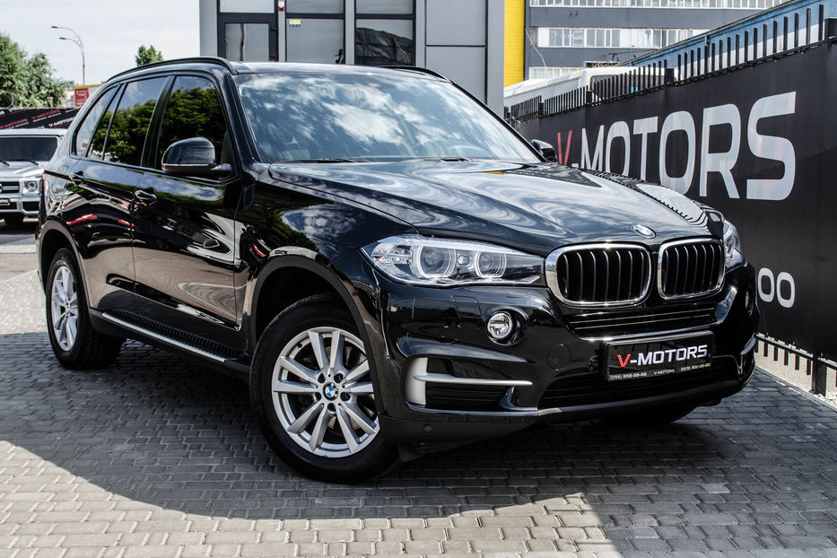 Продам BMW X5 2.5d Xdrive 2016 года в Киеве