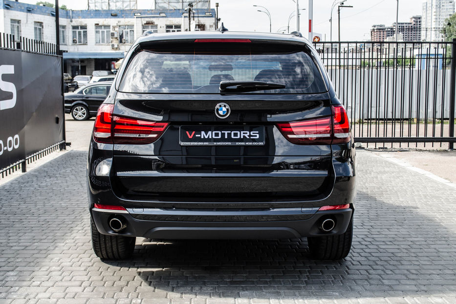 Продам BMW X5 2.5d Xdrive 2016 года в Киеве