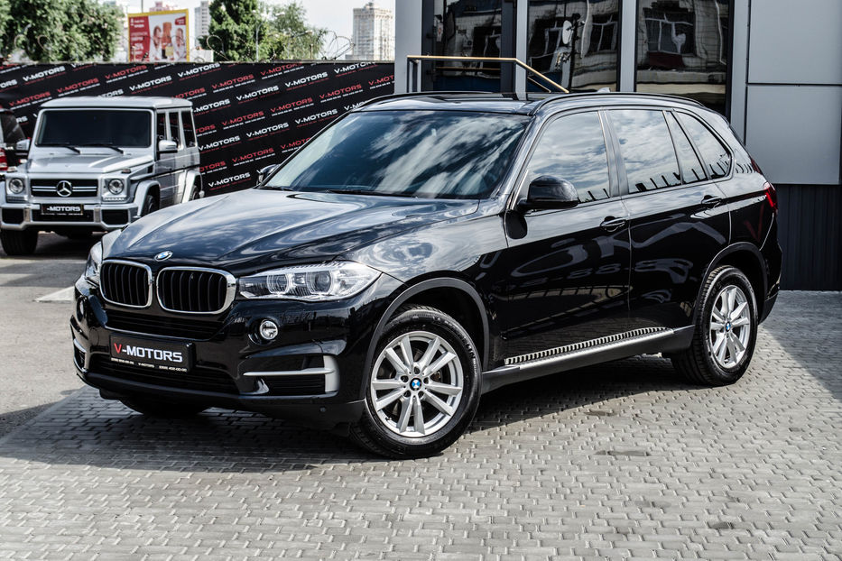 Продам BMW X5 2.5d Xdrive 2016 года в Киеве
