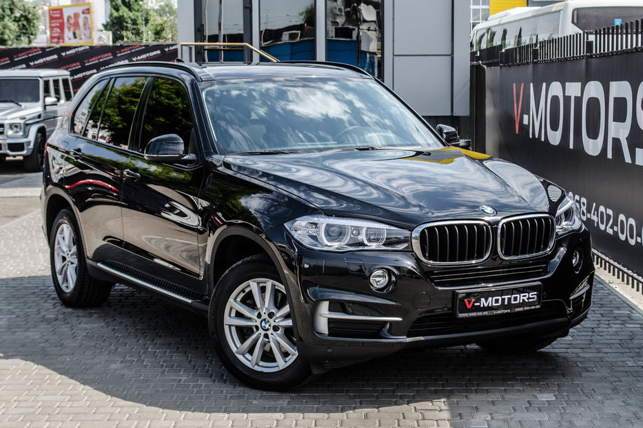Продам BMW X5 2.5d Xdrive 2016 года в Киеве