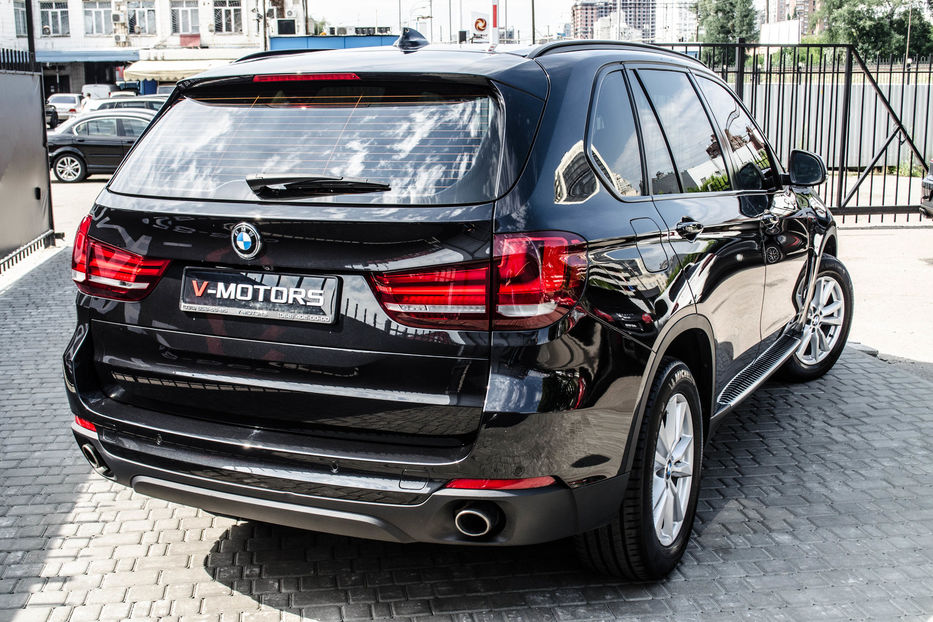 Продам BMW X5 2.5d Xdrive 2016 года в Киеве