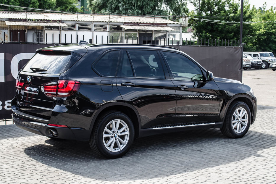 Продам BMW X5 2.5d Xdrive 2016 года в Киеве