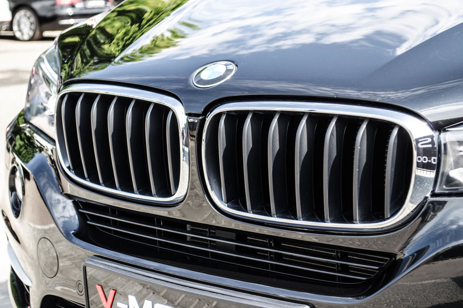 Продам BMW X5 2.5d Xdrive 2016 года в Киеве