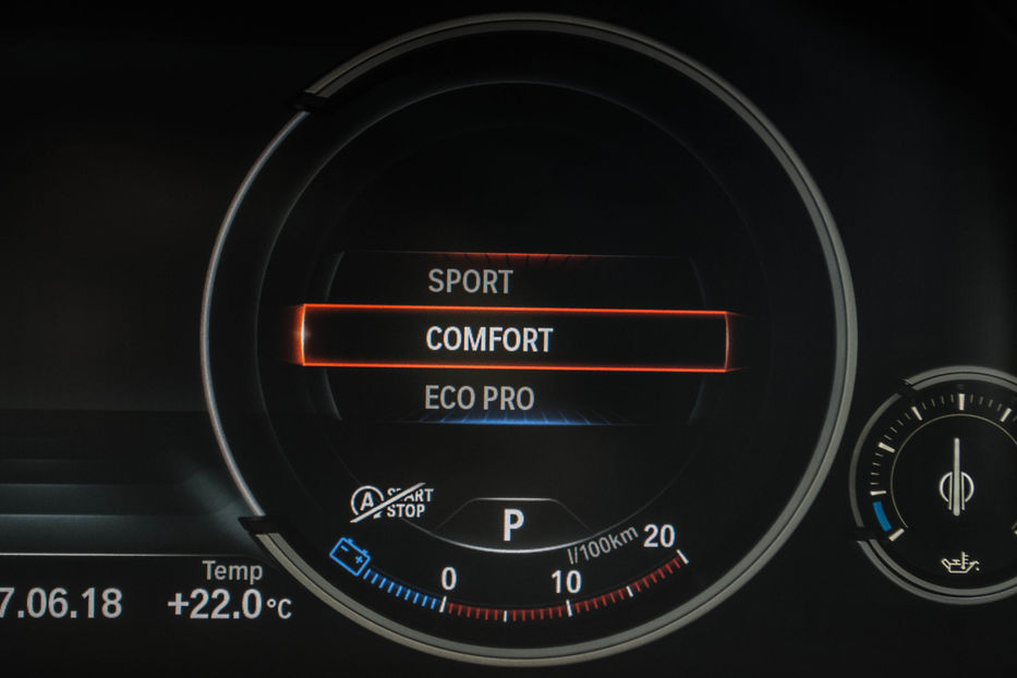 Продам BMW X5 2.5d Xdrive 2016 года в Киеве