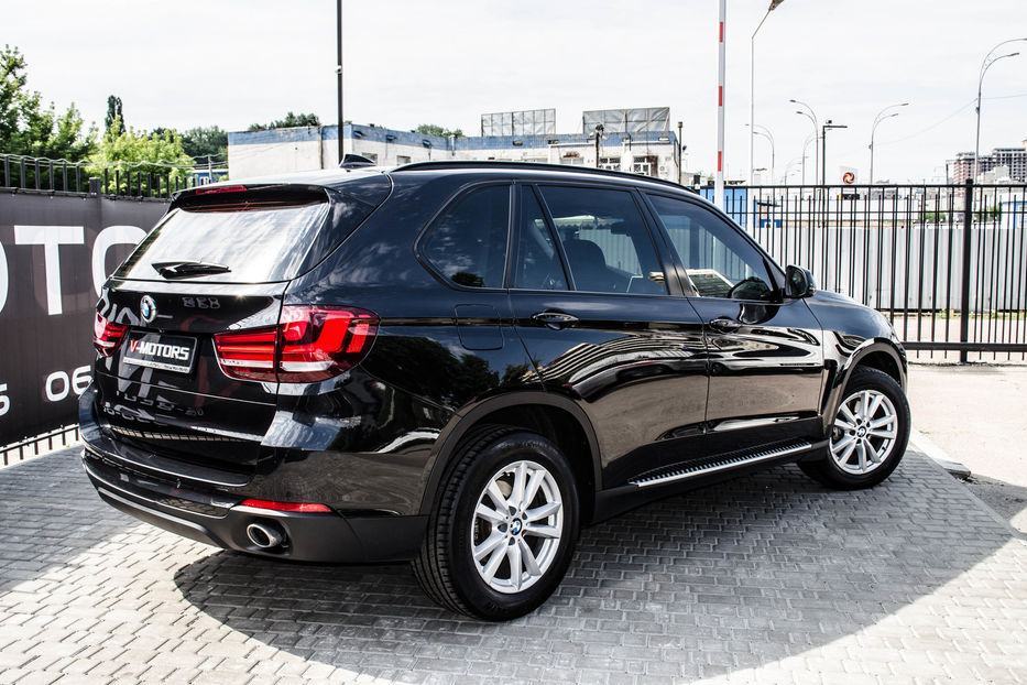 Продам BMW X5 2.5d Xdrive 2016 года в Киеве