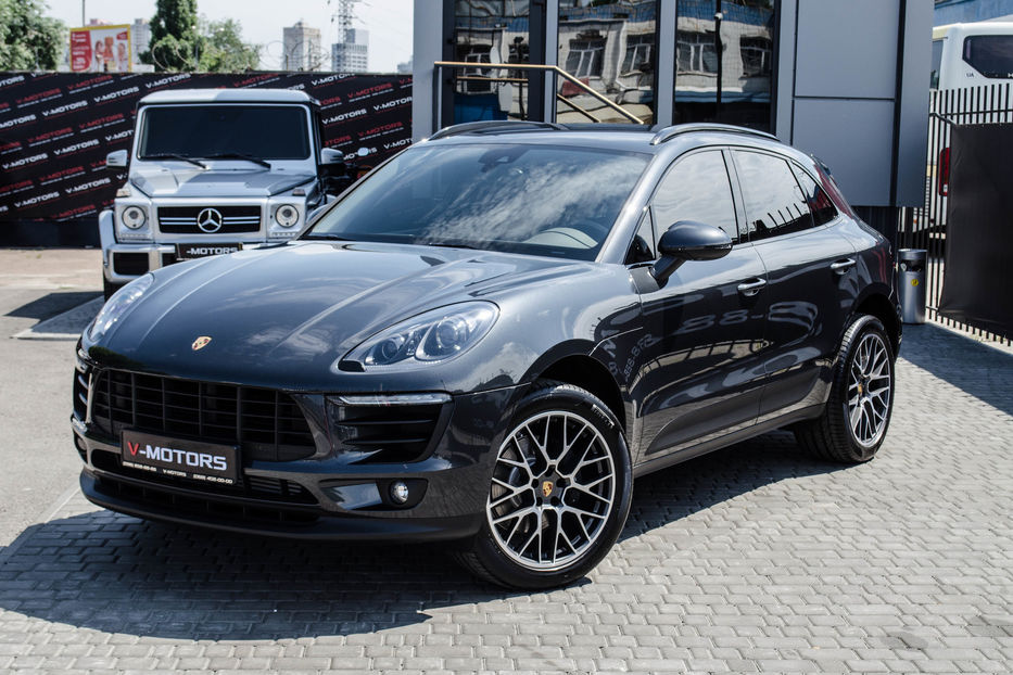 Продам Porsche Macan 2.0T 2018 года в Киеве