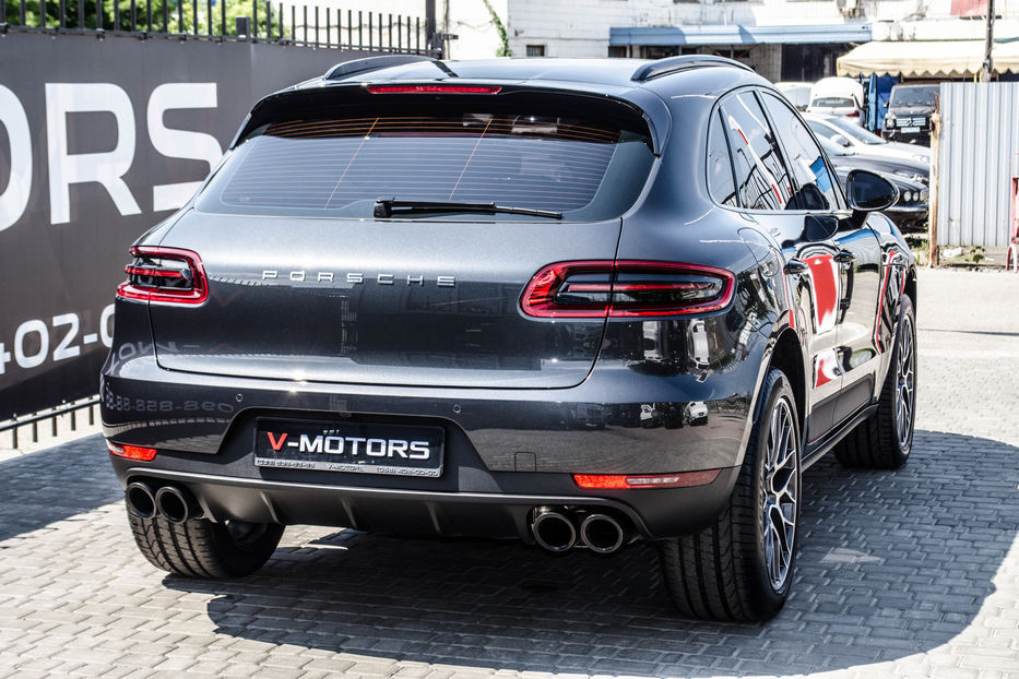 Продам Porsche Macan 2.0T 2018 года в Киеве