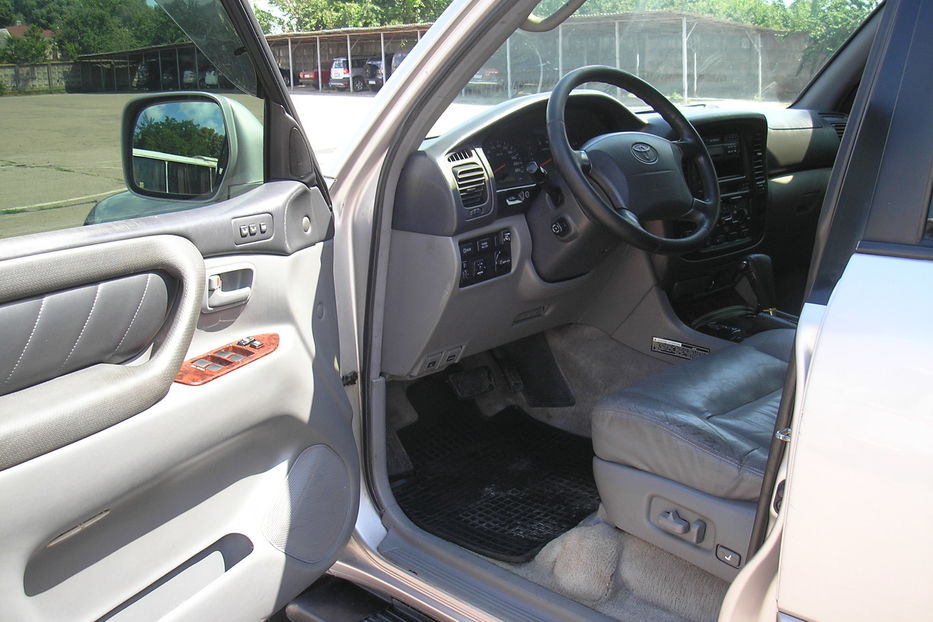 Продам Toyota Land Cruiser 100 4,7L 2002 года в г. Нежин, Черниговская область