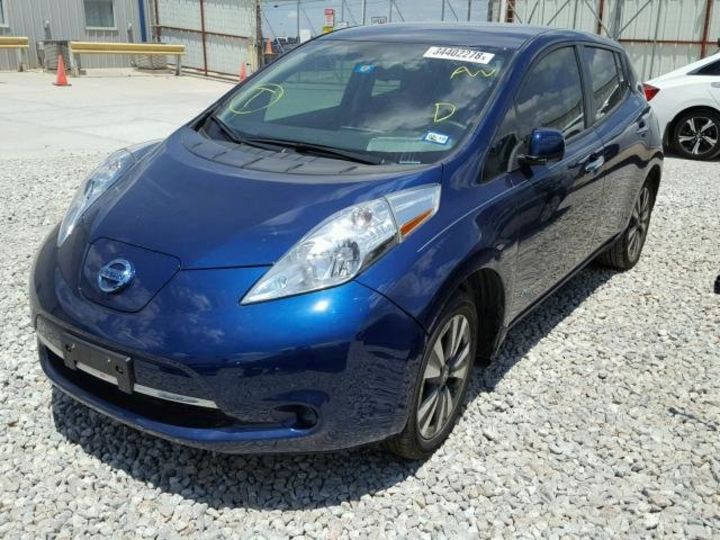 Продам Nissan Leaf SV 2016 года в Киеве