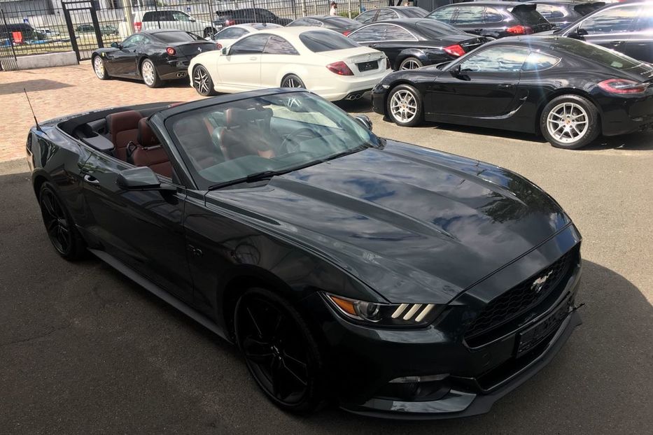 Продам Ford Mustang 2015 года в Киеве