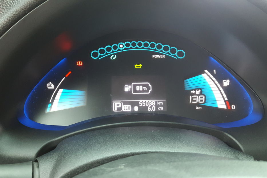 Продам Nissan Leaf SV+ 2013 года в г. Кривой Рог, Днепропетровская область