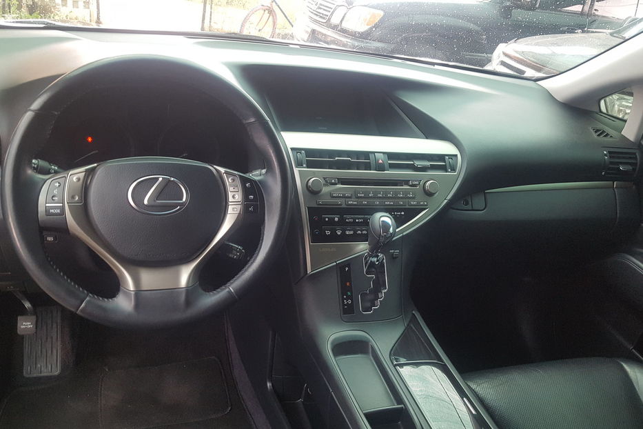 Продам Lexus RX 270 2013 года в Киеве