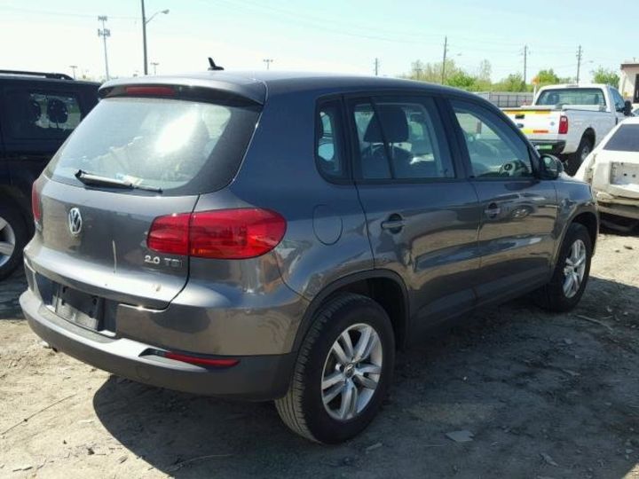 Продам Volkswagen Tiguan S 2014 года в Киеве
