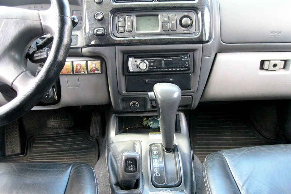 Продам Mitsubishi Pajero Sport 2005 года в Киеве