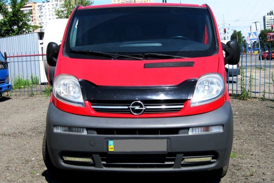 Продам Opel Vivaro груз. 2004 года в Киеве