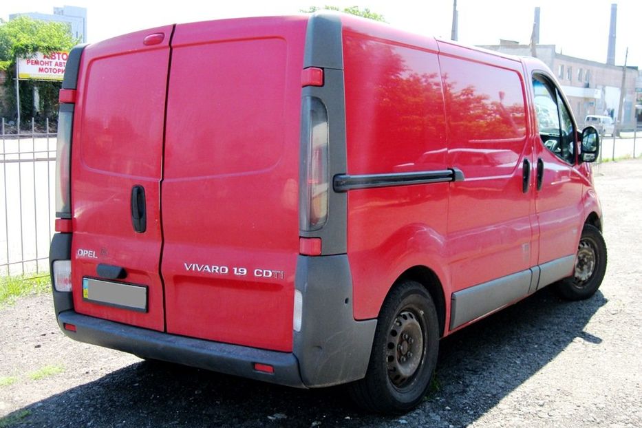 Продам Opel Vivaro груз. 2004 года в Киеве