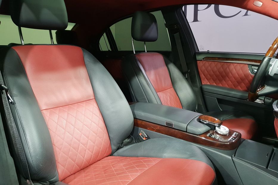 Продам Mercedes-Benz S-Class 550 4Matic 2008 года в Киеве