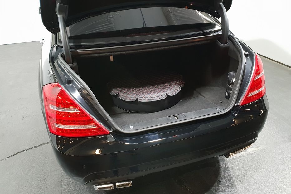 Продам Mercedes-Benz S-Class 550 4Matic 2008 года в Киеве