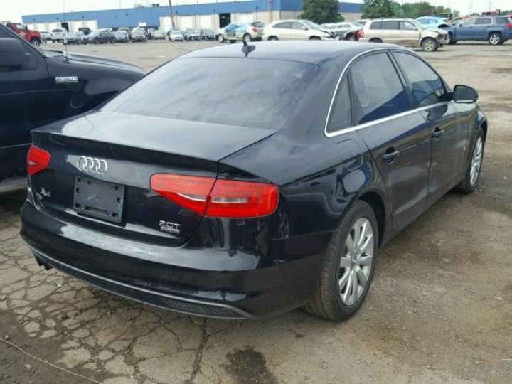 Продам Audi A4 PREMIUM 2015 года в Киеве