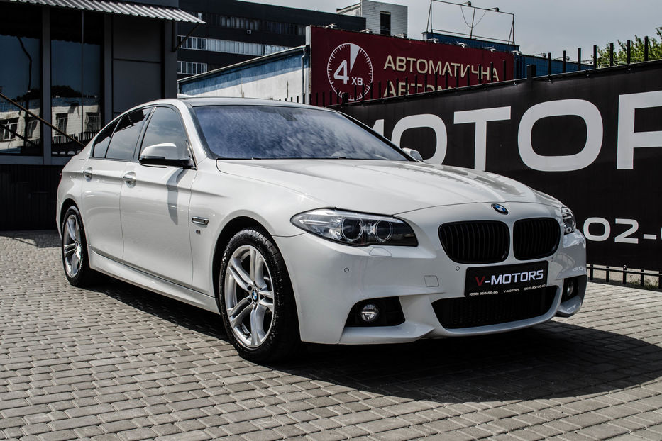 Продам BMW 520 M Package  2014 года в Киеве