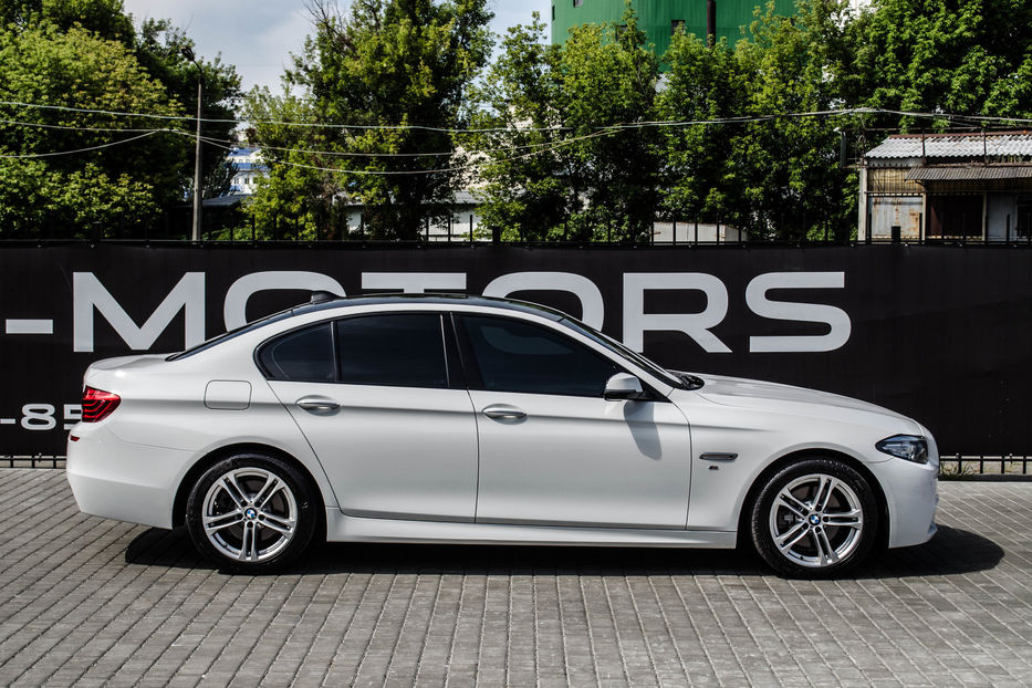 Продам BMW 520 M Package  2014 года в Киеве