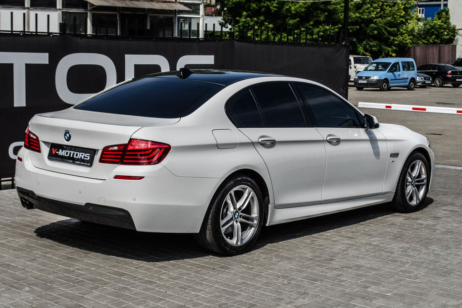 Продам BMW 520 M Package  2014 года в Киеве