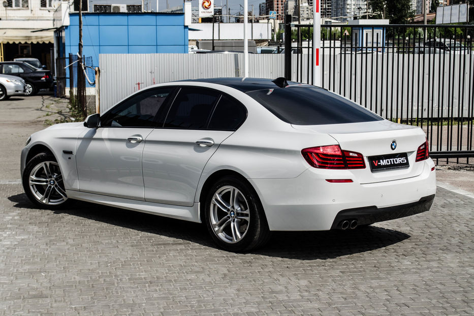 Продам BMW 520 M Package  2014 года в Киеве