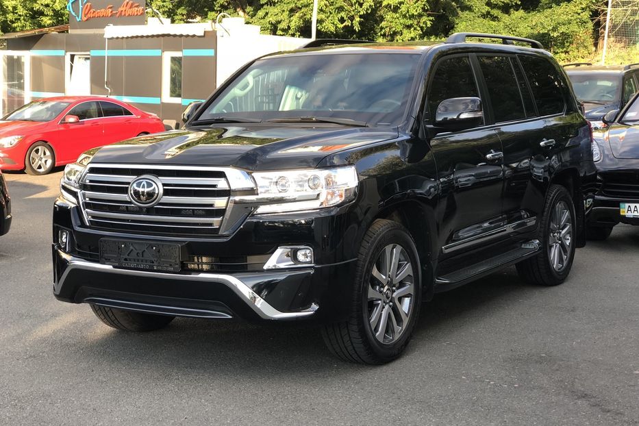 Продам Toyota Land Cruiser 200 ARMOURED  B6 2017 года в Киеве