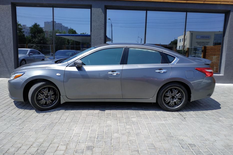 Продам Nissan Altima 2017 года в Одессе