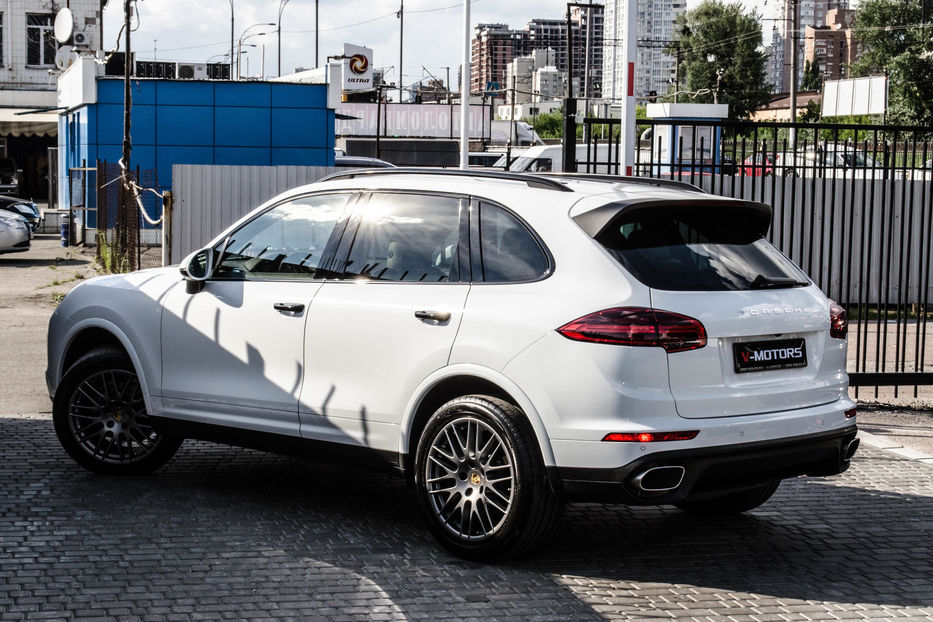 Продам Porsche Cayenne 3.0D Platinum Edition 2017 года в Киеве