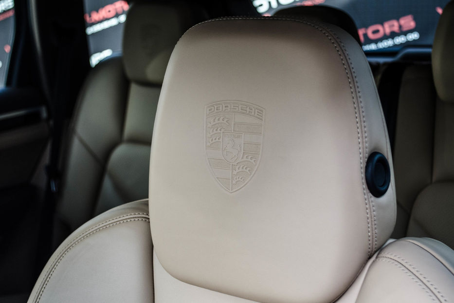 Продам Porsche Cayenne 3.0D Platinum Edition 2017 года в Киеве