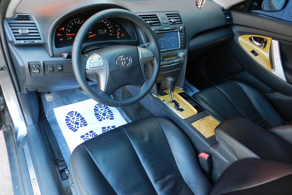 Продам Toyota Camry 2007 года в Одессе