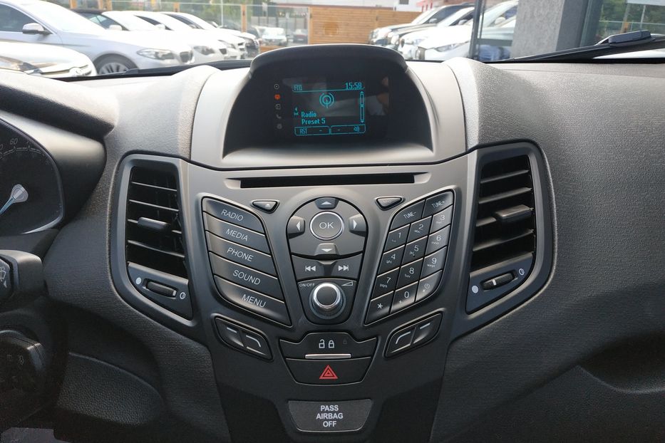 Продам Ford Fiesta 2016 года в Одессе