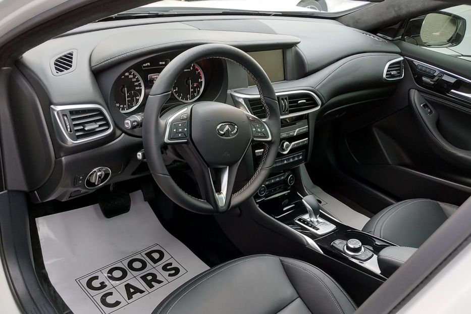 Продам Infiniti Q30 2017 года в Одессе