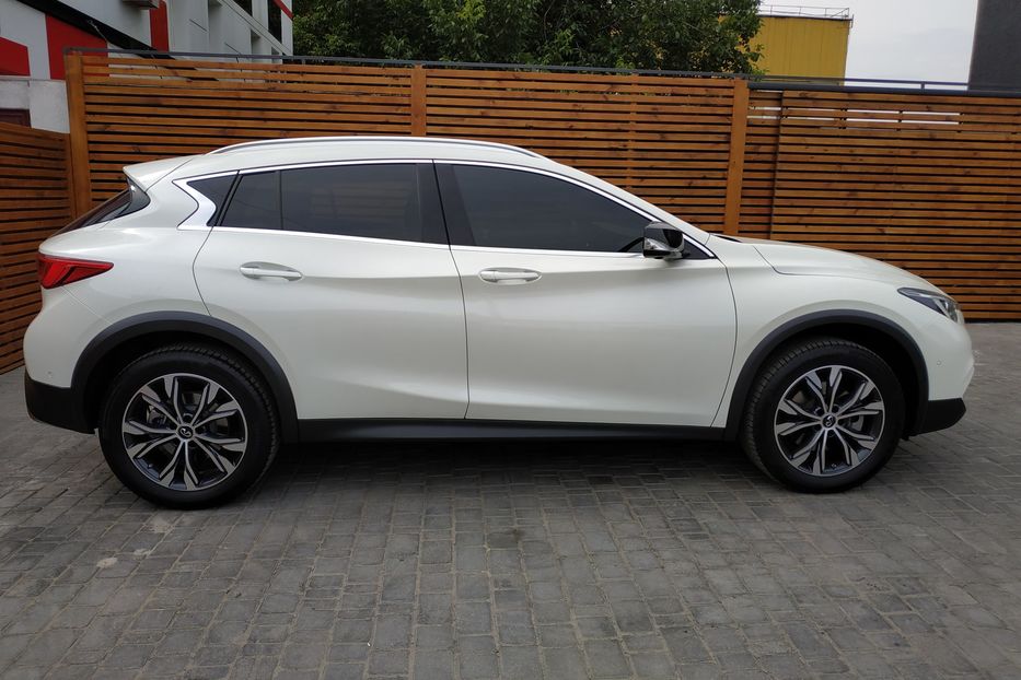 Продам Infiniti Q30 2017 года в Одессе