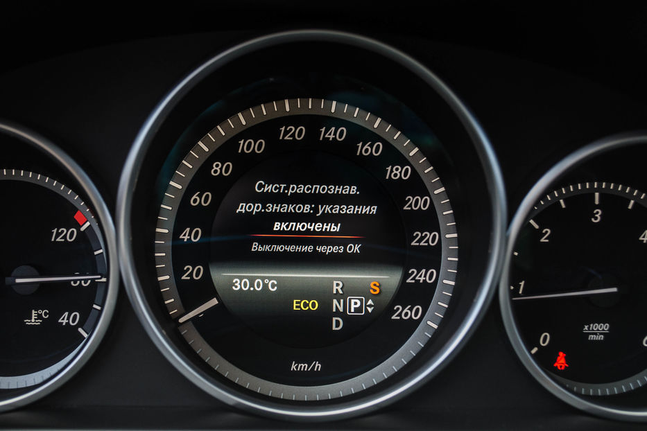 Продам Mercedes-Benz E-Class 250 CDI 2014 года в Киеве