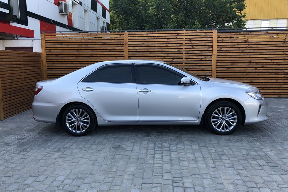 Продам Toyota Camry 2017 года в Одессе