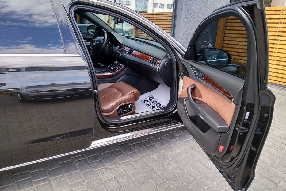 Продам Audi A8 Quattro 2011 года в Одессе