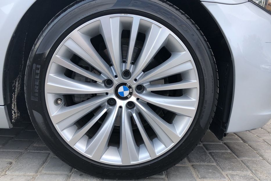 Продам BMW 520 2016 года в Одессе