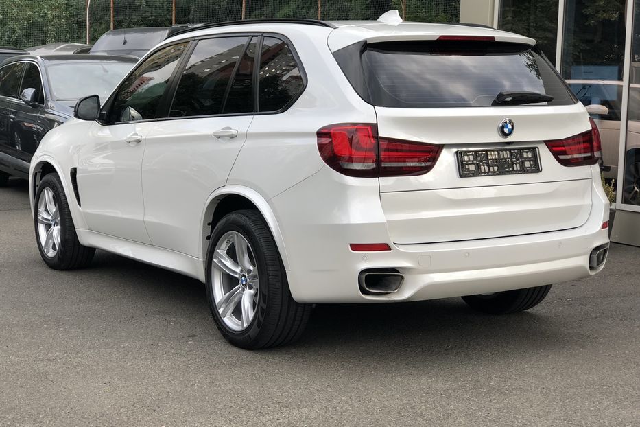 Продам BMW X5 M XDRIVE 25 D 2015 года в Киеве