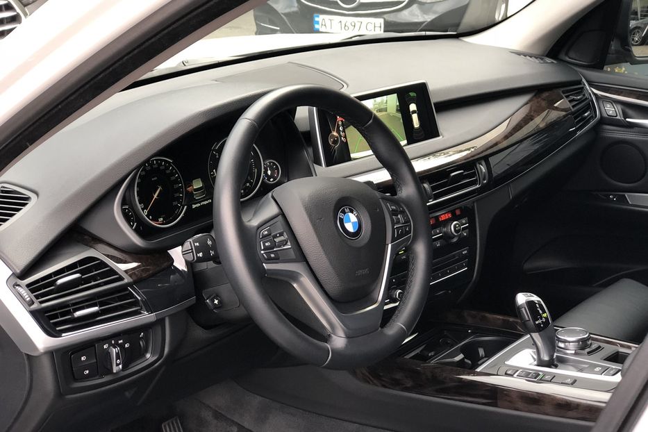 Продам BMW X5 M XDRIVE 25 D 2015 года в Киеве