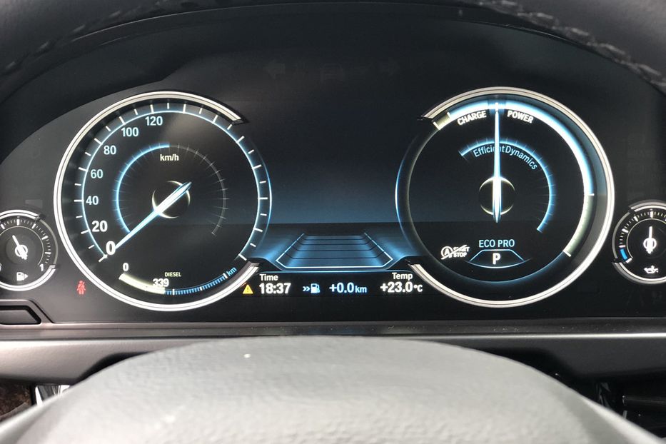 Продам BMW X5 M XDRIVE 25 D 2015 года в Киеве
