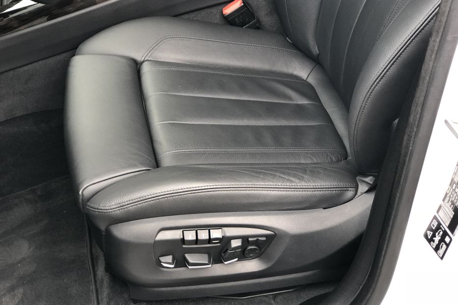 Продам BMW X5 M XDRIVE 25 D 2015 года в Киеве