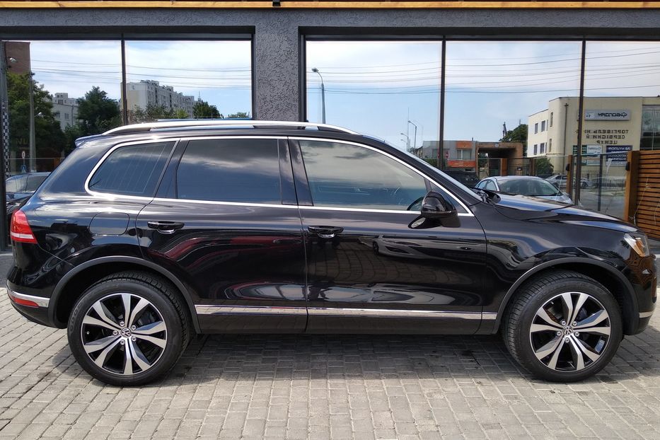 Продам Volkswagen Touareg 2017 года в Одессе