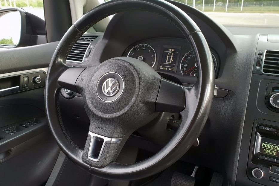 Продам Volkswagen Touran 1.4TSI AT Ecofuel 2012 года в Запорожье