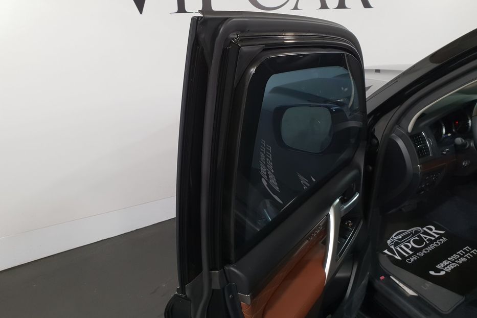 Продам Toyota Land Cruiser 200 SE INKAS 2018 года в Киеве